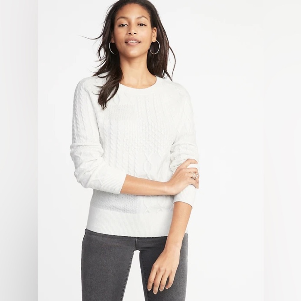 Old Navy Women's White Cable Knit Crew Neck Sweater Sz L EUC
